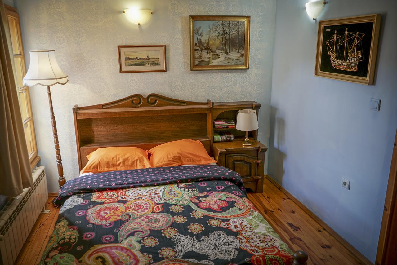 Hotel Rooster House Veliko Tărnovo Esterno foto