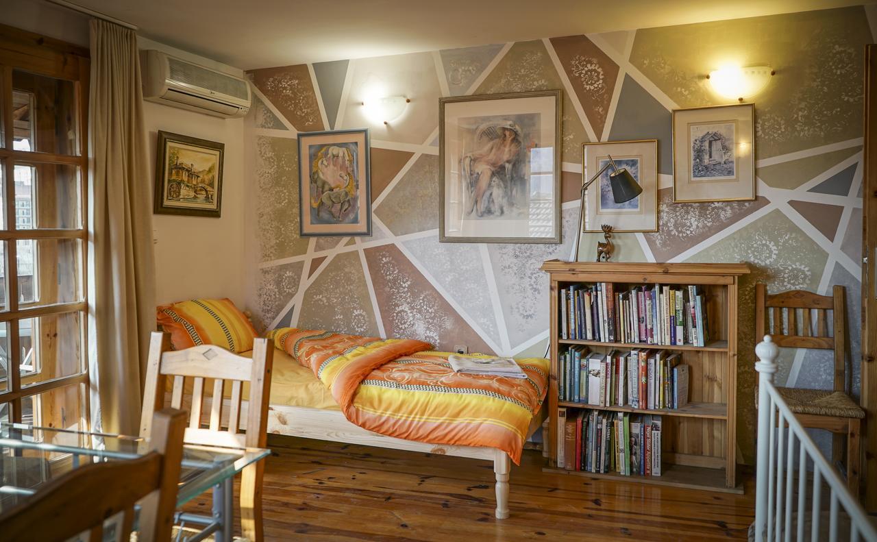 Hotel Rooster House Veliko Tărnovo Esterno foto