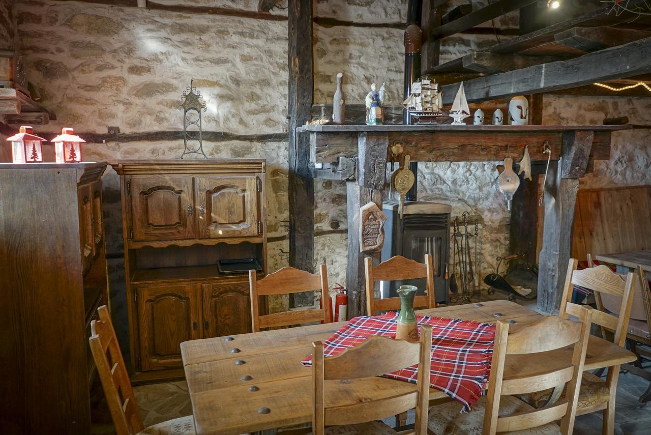 Hotel Rooster House Veliko Tărnovo Esterno foto